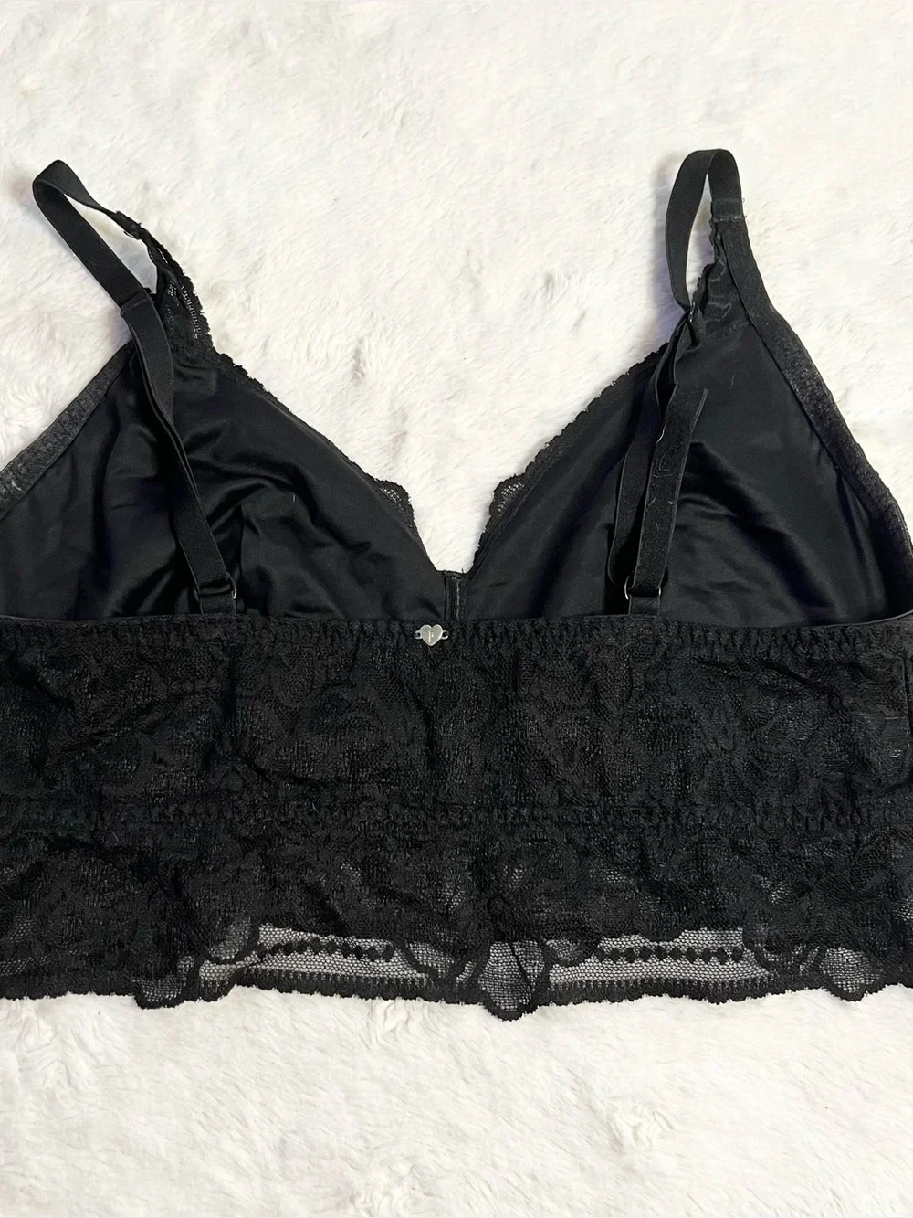 VS PINK Black Lace Bralette Size Large Wireless Comfortable